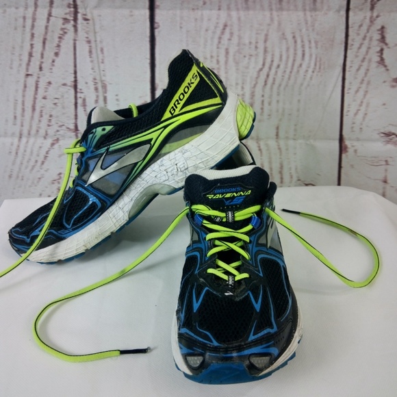 brooks pureflow grey